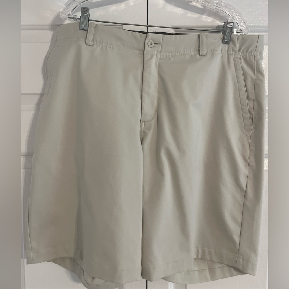 Nike Golf Dri-Fit Flex Shorts AA3306-072 Light Bone Men's 10" Inseam Size 38